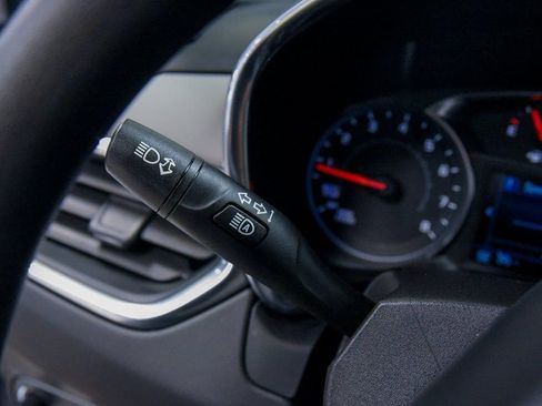 Used 2024 Chevrolet Equinox LS w/ LS Convenience Package image 21