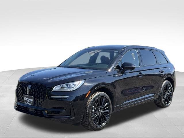 Used 2023 Lincoln Corsair Reserve w/ Equipment Group 201A AWD/4WD image 3
