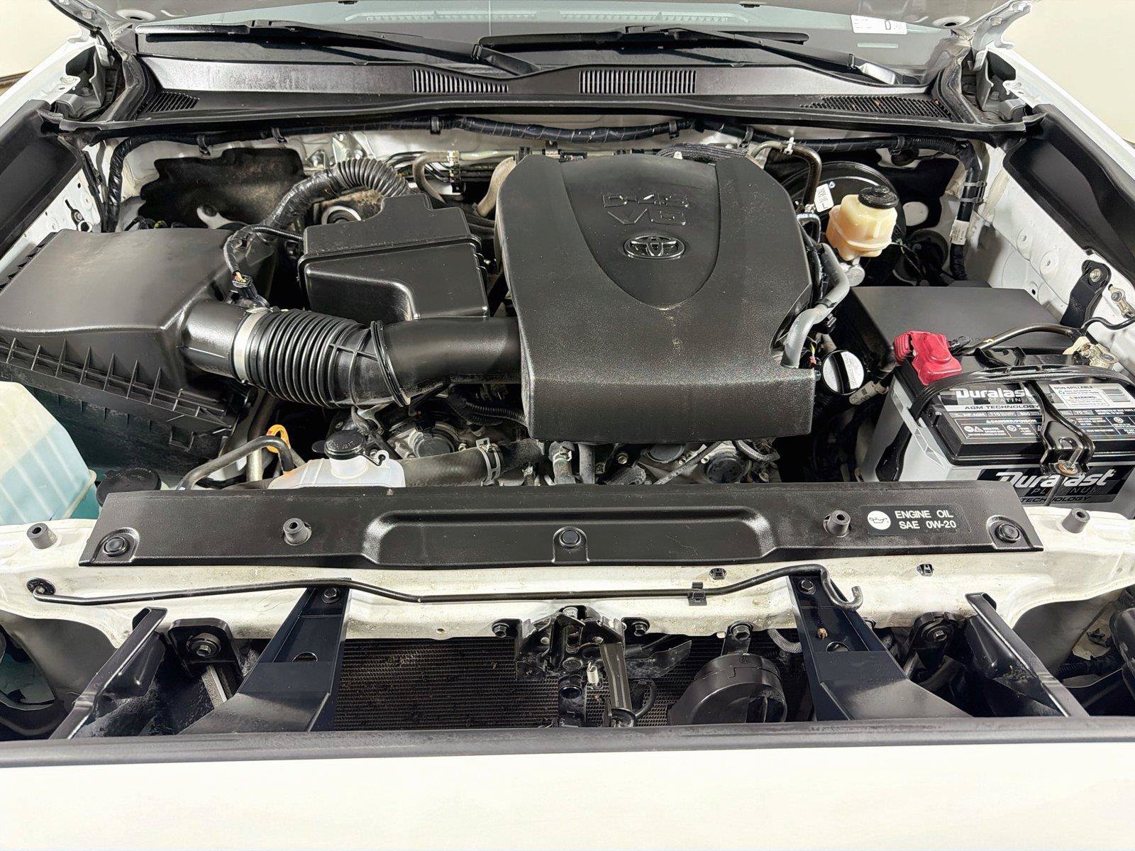 Used 2018 Toyota Tacoma TRD Sport w/ Technology Package RWD image 24