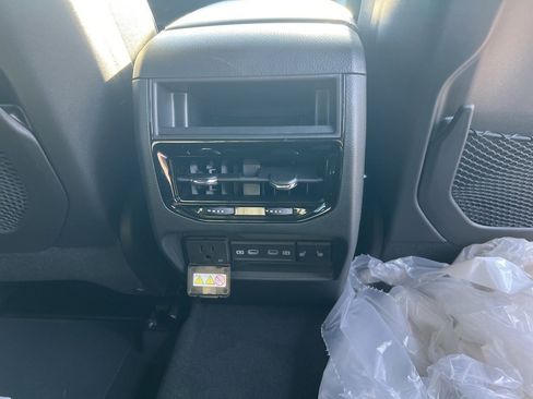 New 2026 Jeep Grand Cherokee Limited image 14