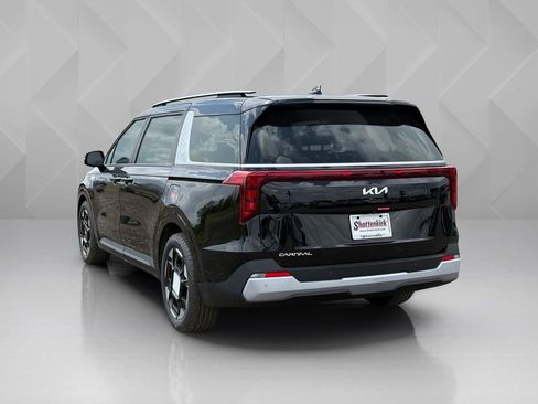 New 2026 Kia Carnival EX FWD image 7