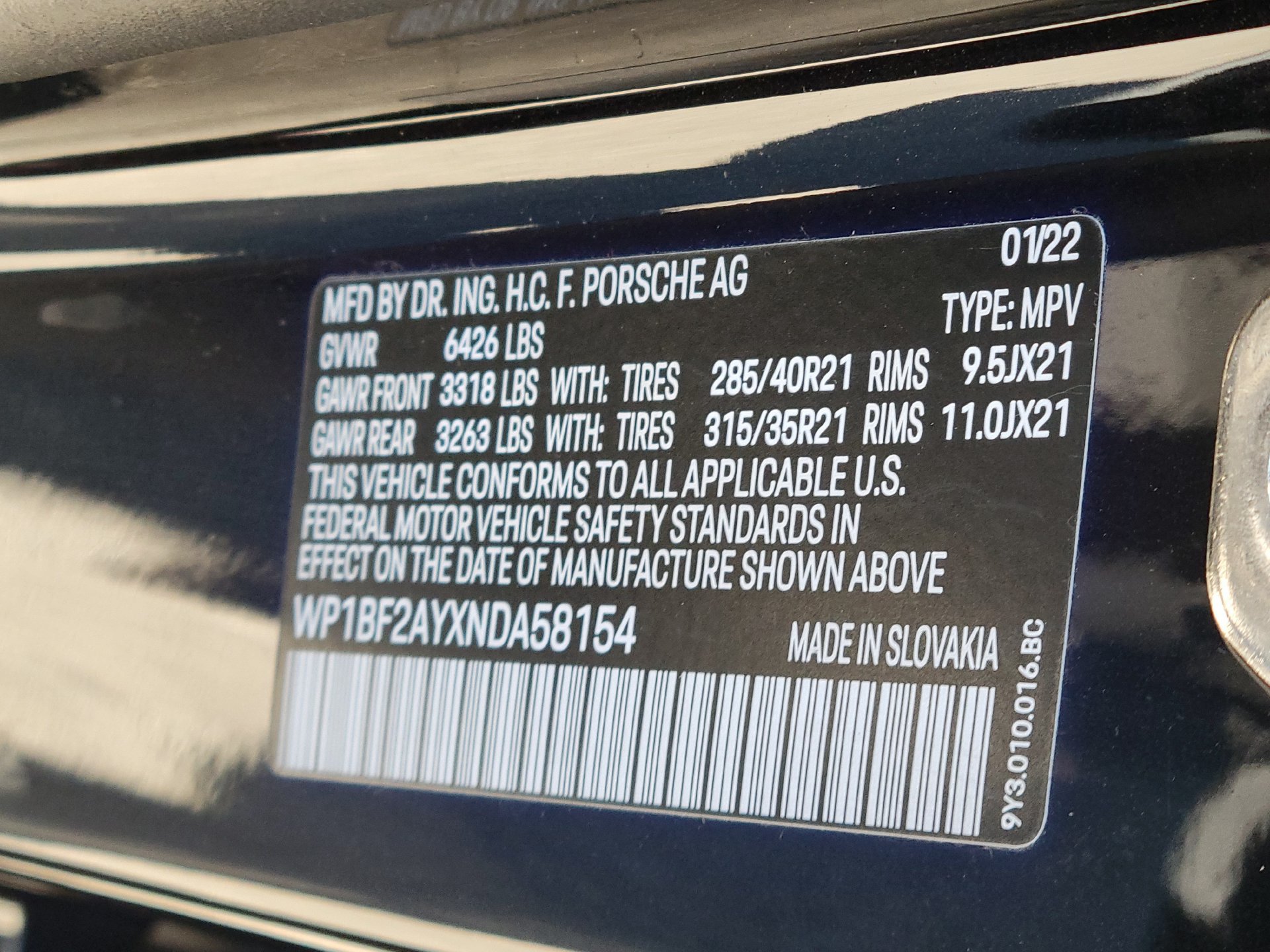 Certified 2022 Porsche Cayenne Turbo AWD/4WD image 36