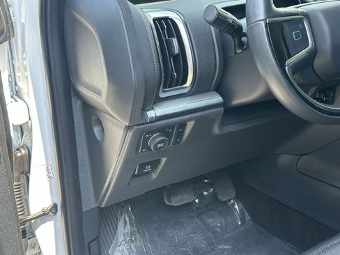 Used 2025 Ford Expedition Max Platinum AWD/4WD image 57