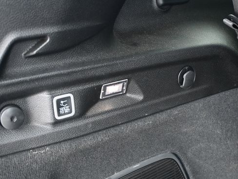 Used 2023 Jeep Grand Cherokee L Summit AWD/4WD image 46