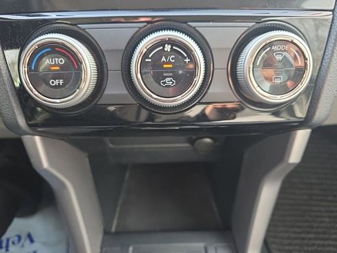 Used 2018 Subaru Forester 2.5i Premium image 28