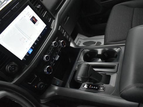 Used 2024 Ford F150 XLT w/ XLT Black Appearance Package image 23