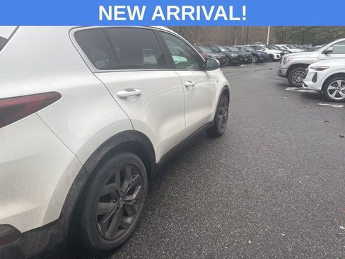 Used 2021 Kia Sportage S image 9