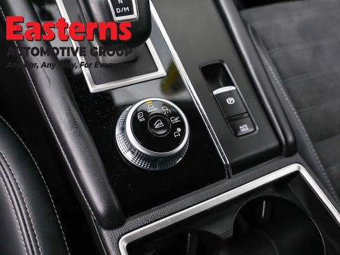 Used 2024 Mitsubishi Outlander SE image 21