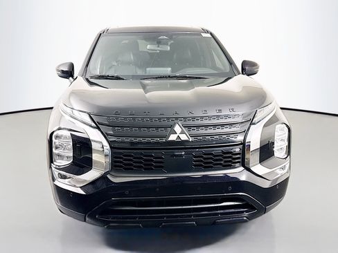 Used 2022 Mitsubishi Outlander SEL Black Edition AWD/4WD image 2