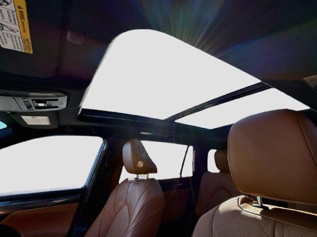 Used 2021 Toyota Highlander Platinum AWD/4WD image 14