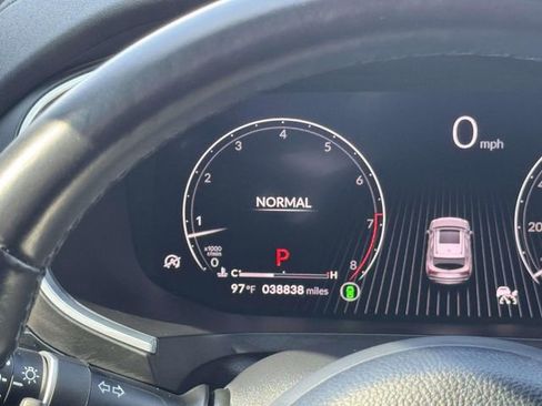 Used 2024 Acura MDX SH-AWD w/ Technology Package image 29