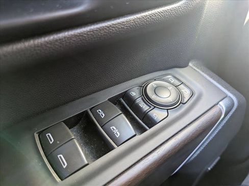 Used 2022 GMC Sierra 2500 SLT w/ Texas SLT Premium Package image 19