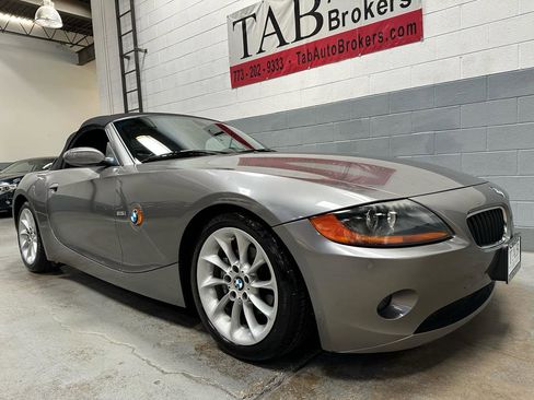 Used 2003 BMW Z4 2.5i RWD image 8