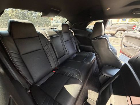Used 2016 Dodge Challenger SRT Hellcat RWD image 24