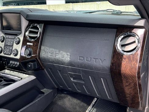 Used 2014 Ford F350 Platinum image 18