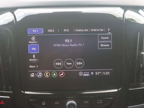 Used 2023 Chevrolet Traverse RS image 22