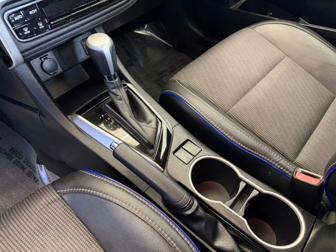 Used 2017 Toyota Corolla SE w/ Carpet Mat Package (TMS) FWD image 20