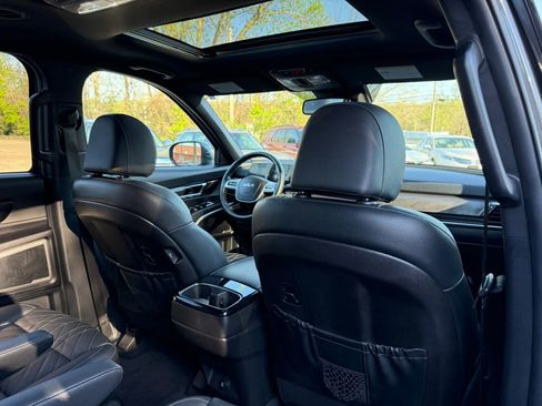 Used 2023 Kia Telluride EX X-Line AWD/4WD image 29
