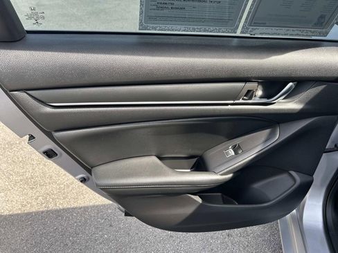 Used 2021 Honda Accord Sport Special Edition image 17