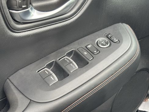 Used 2024 Honda HR-V Sport image 14