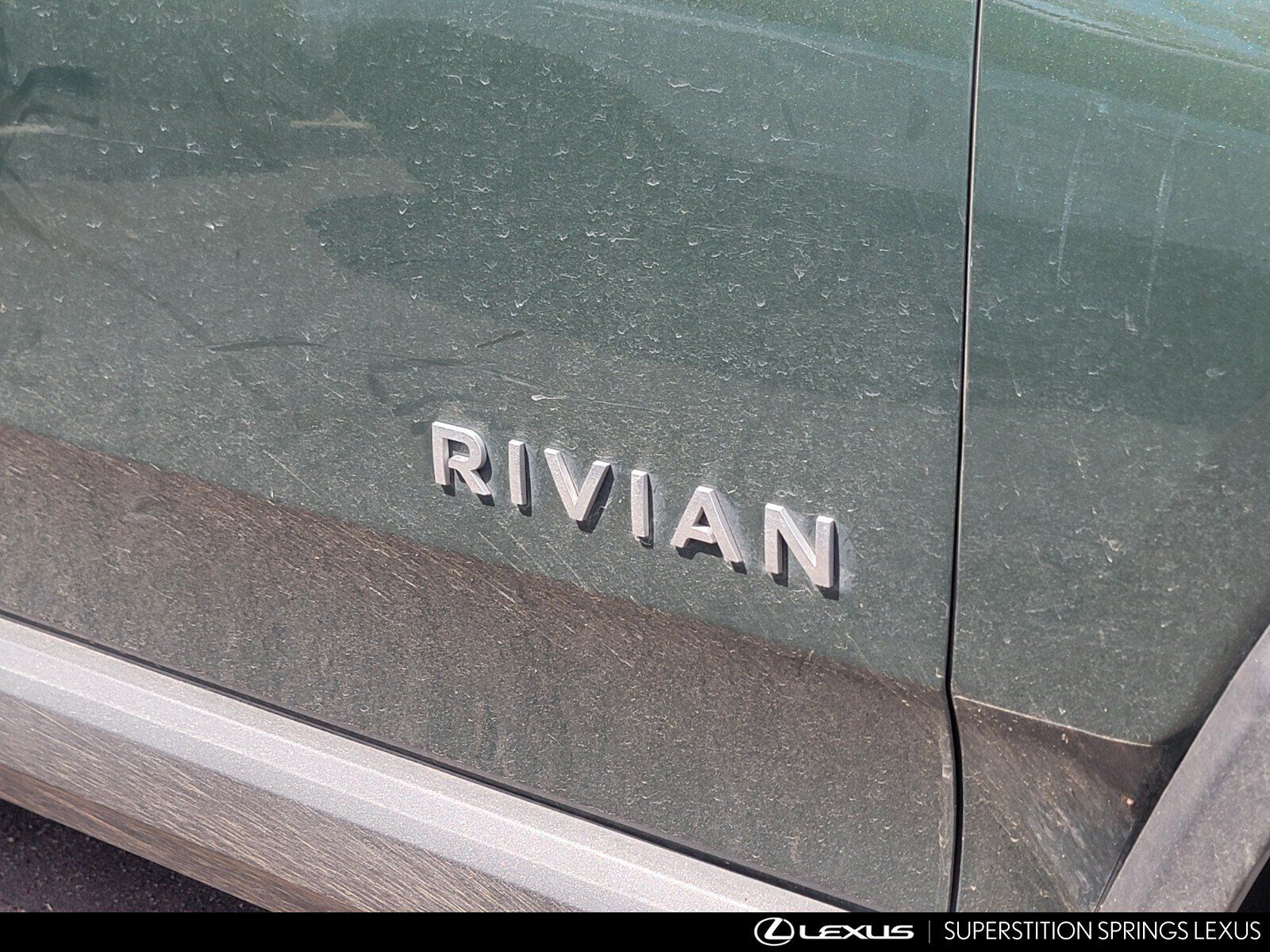 Used 2024 Rivian R1S Adventure Dual AWD/4WD image 10