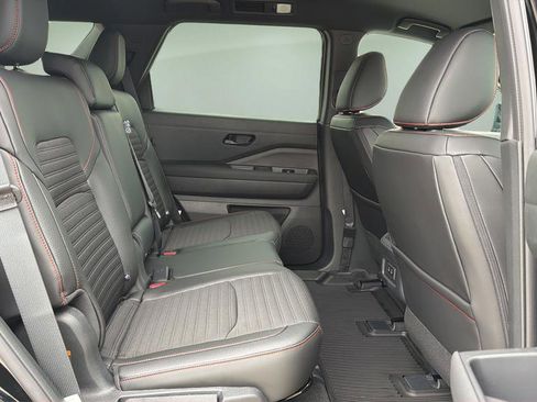 New 2026 Nissan Pathfinder Rock Creek AWD/4WD image 21