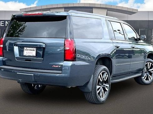 Used 2020 Chevrolet Suburban Premier AWD/4WD image 2