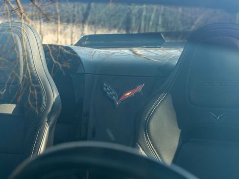 Used 2017 Chevrolet Corvette Z06 w/ Z07 Performance Package image 35