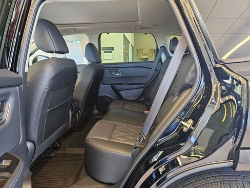 New 2026 Nissan Rogue Platinum image 27