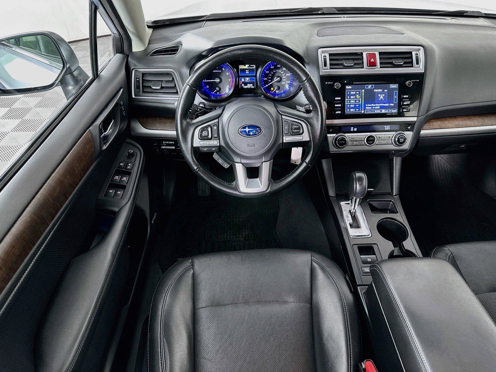 Used 2016 Subaru Outback 2.5i Limited w/ Popular Package #4 AWD/4WD image 2