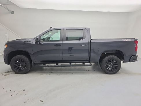 Used 2024 Chevrolet Silverado 1500 LT Trail Boss w/ LPO, Dark Essentials Package AWD/4WD image 7