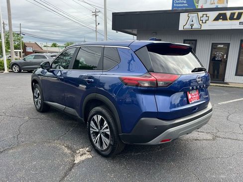 Used 2023 Nissan Rogue SV AWD/4WD image 8