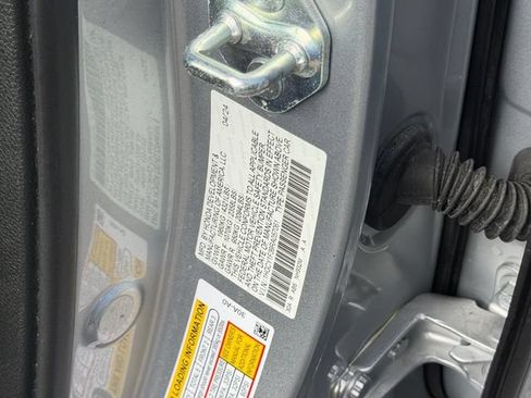 Certified 2024 Honda Accord EX image 21