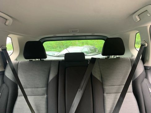 Used 2021 Nissan Rogue SV image 28