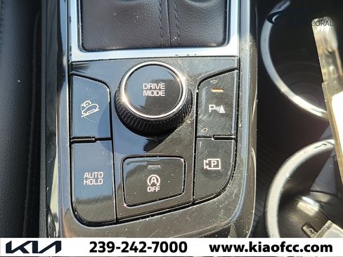Certified 2024 Kia Sportage EX FWD image 29