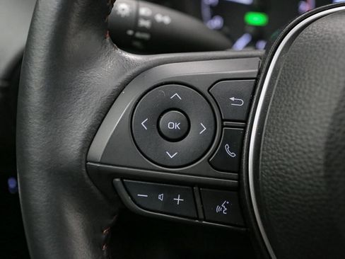 Used 2024 Toyota Corolla Cross AWD Hybrid image 33