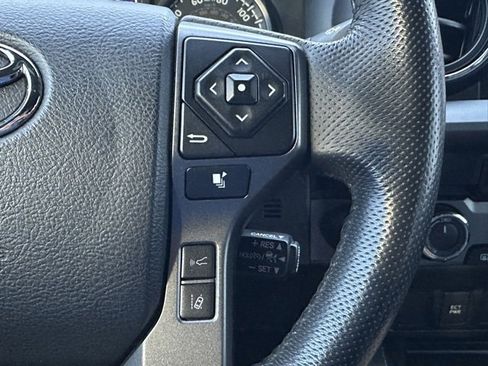 Used 2023 Toyota Tacoma 4x4 Double Cab image 39