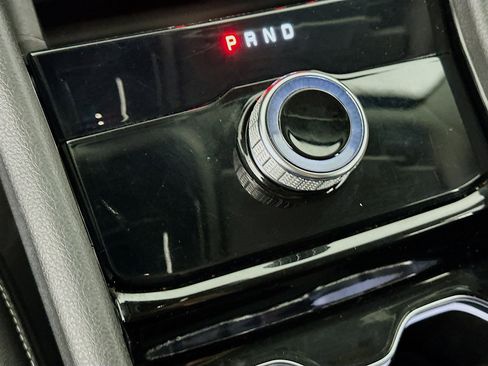 Used 2023 Jeep Grand Cherokee L Limited w/ Black Appearance Package image 25