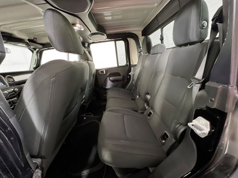 Used 2022 Jeep Gladiator Sport image 22