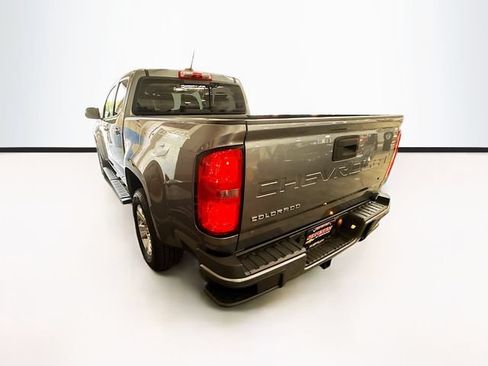 Used 2021 Chevrolet Colorado LT w/ LT Convenience Package AWD/4WD image 8