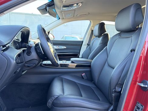 Used 2025 Genesis GV70 2.5T image 11