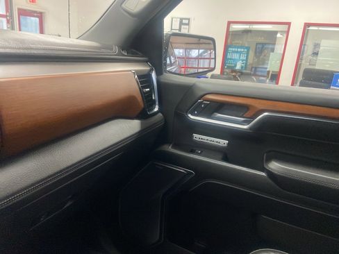 Used 2022 GMC Sierra 1500 Denali image 48