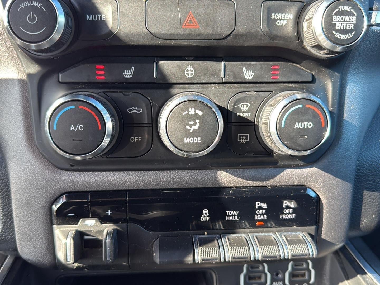 Used 2021 RAM 1500 Big Horn AWD/4WD image 16