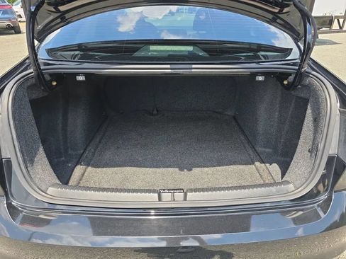 Used 2017 Volkswagen Jetta S FWD image 37
