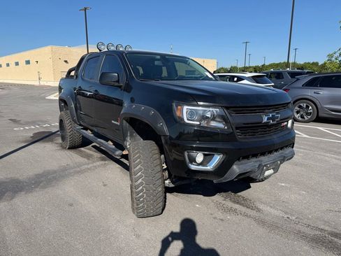 Used 2016 Chevrolet Colorado Z71 AWD/4WD image 3