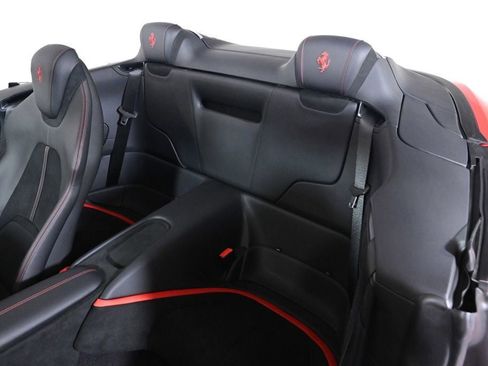 Used 2026 Ferrari Roma Spider RWD image 20