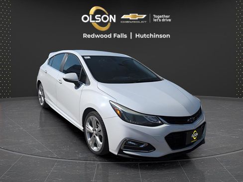 Used 2018 Chevrolet Cruze LT w/ RS Package image 8