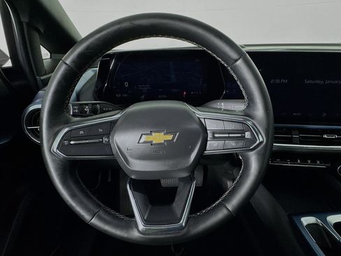 Used 2024 Chevrolet Equinox EV LT image 11