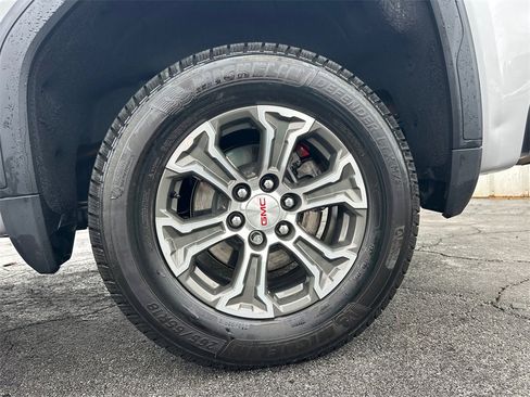 Used 2019 GMC Sierra 1500 SLE w/ SLE Value Package image 20