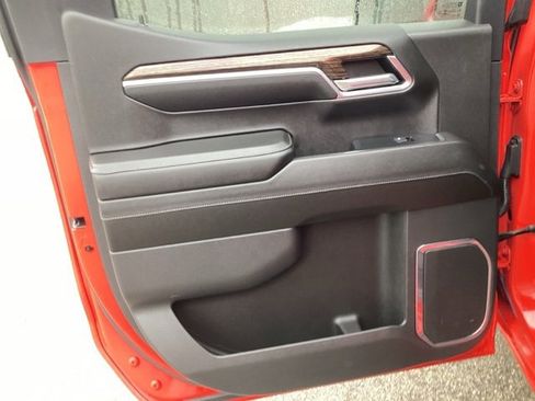 Used 2024 GMC Sierra 1500 Elevation image 16